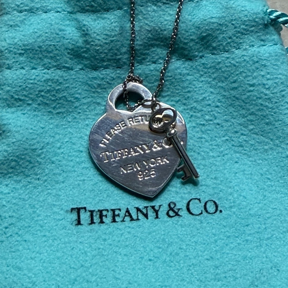 Tiffany & Co. Return to Tiffany Heart Tag Key Pendant 18 in